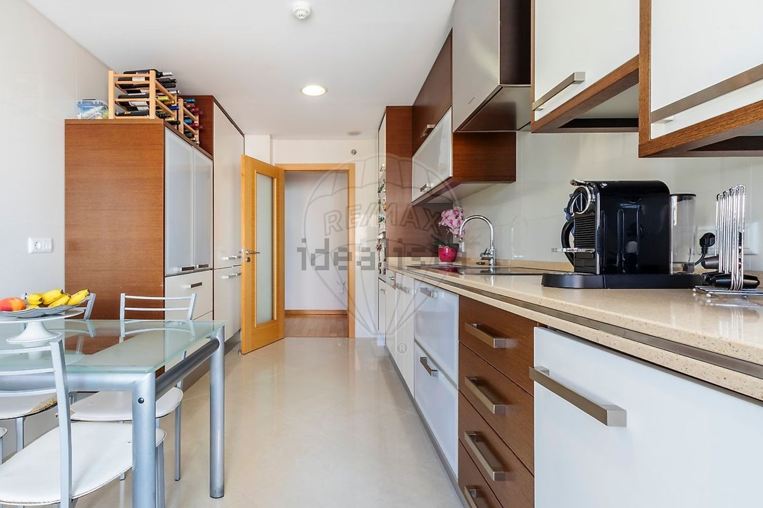 出租公寓 t2在Estrada São Bartolomeu - 厨房