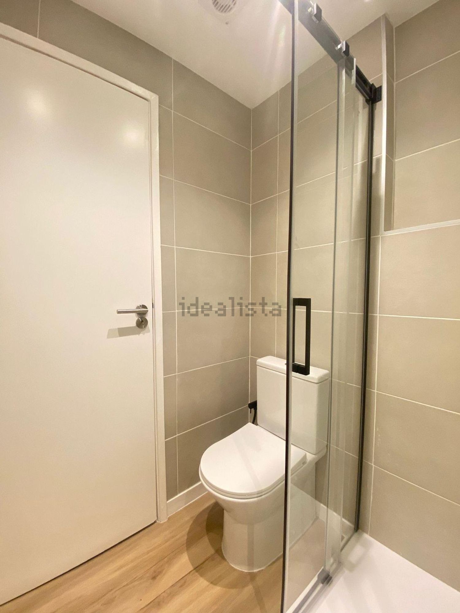 公寓 t2出售在Estrada da Luz, 238 - 卫生间