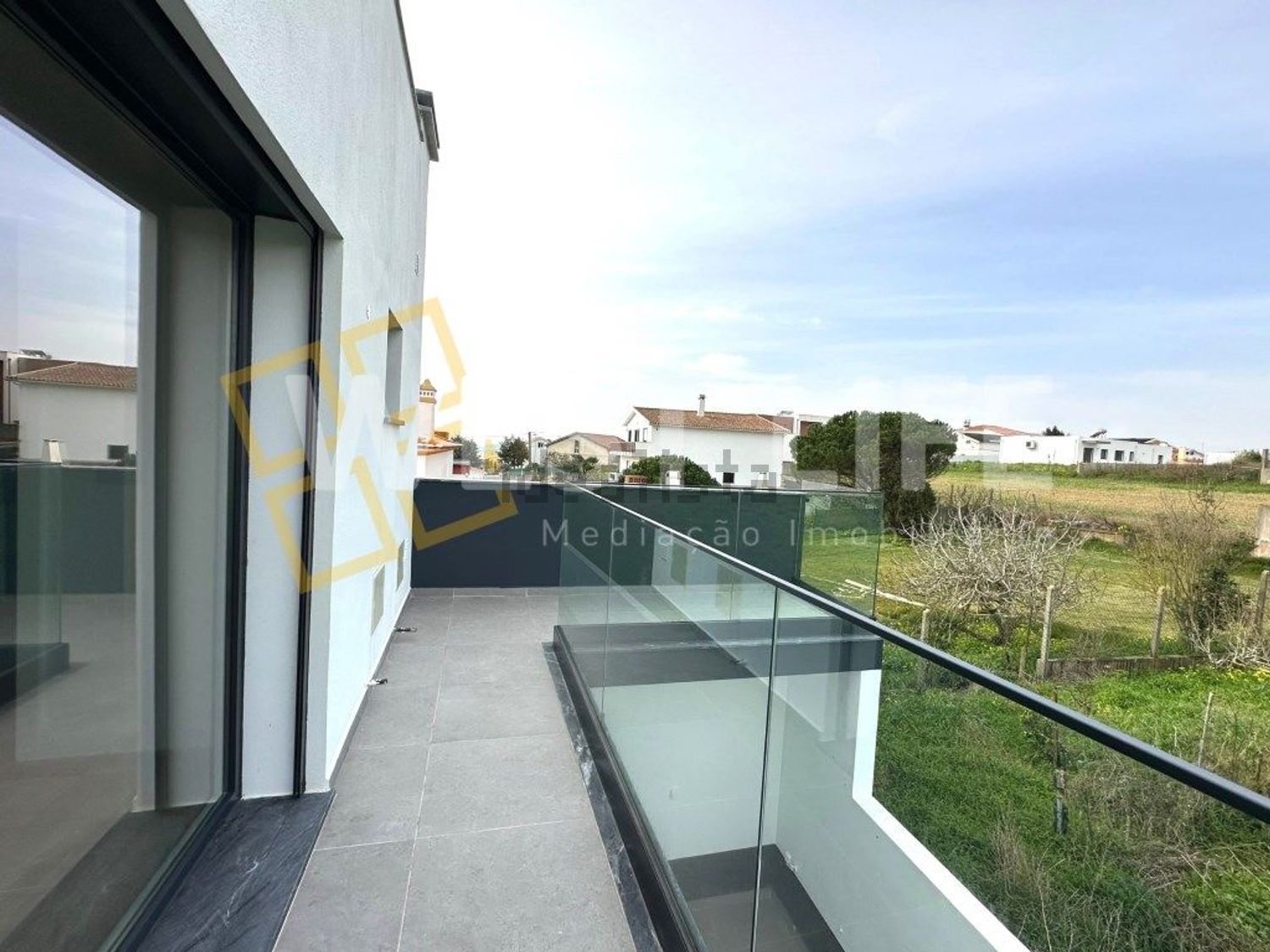 小楼房或独栋别墅出售在Santa Bárbara - 阳台