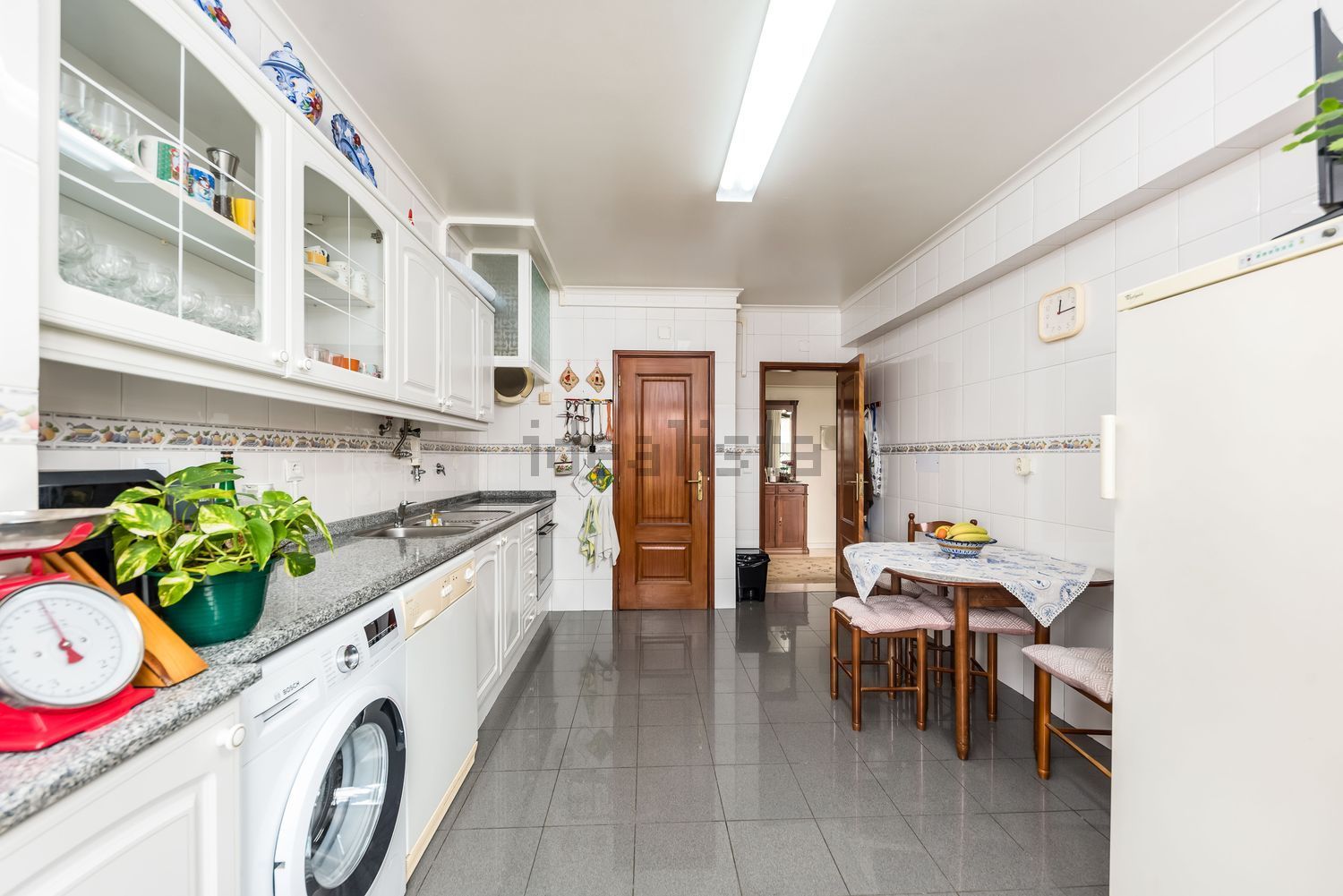 公寓 t4出售在Rua Maria Amália Vaz de Carvalho - 厨房