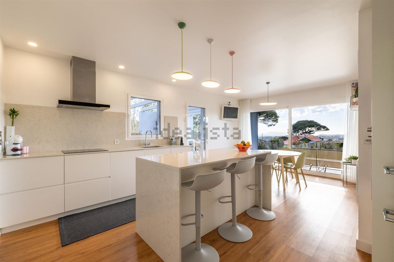 小楼房或独栋别墅出售Em539 - 厨房