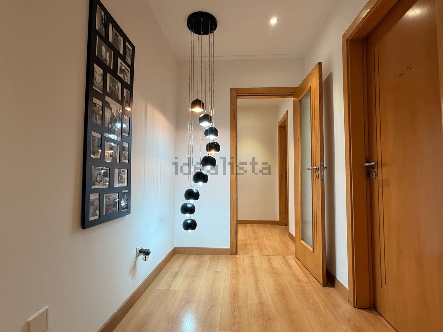 公寓 t3出售在Rua 1 de Novembro - 前厅