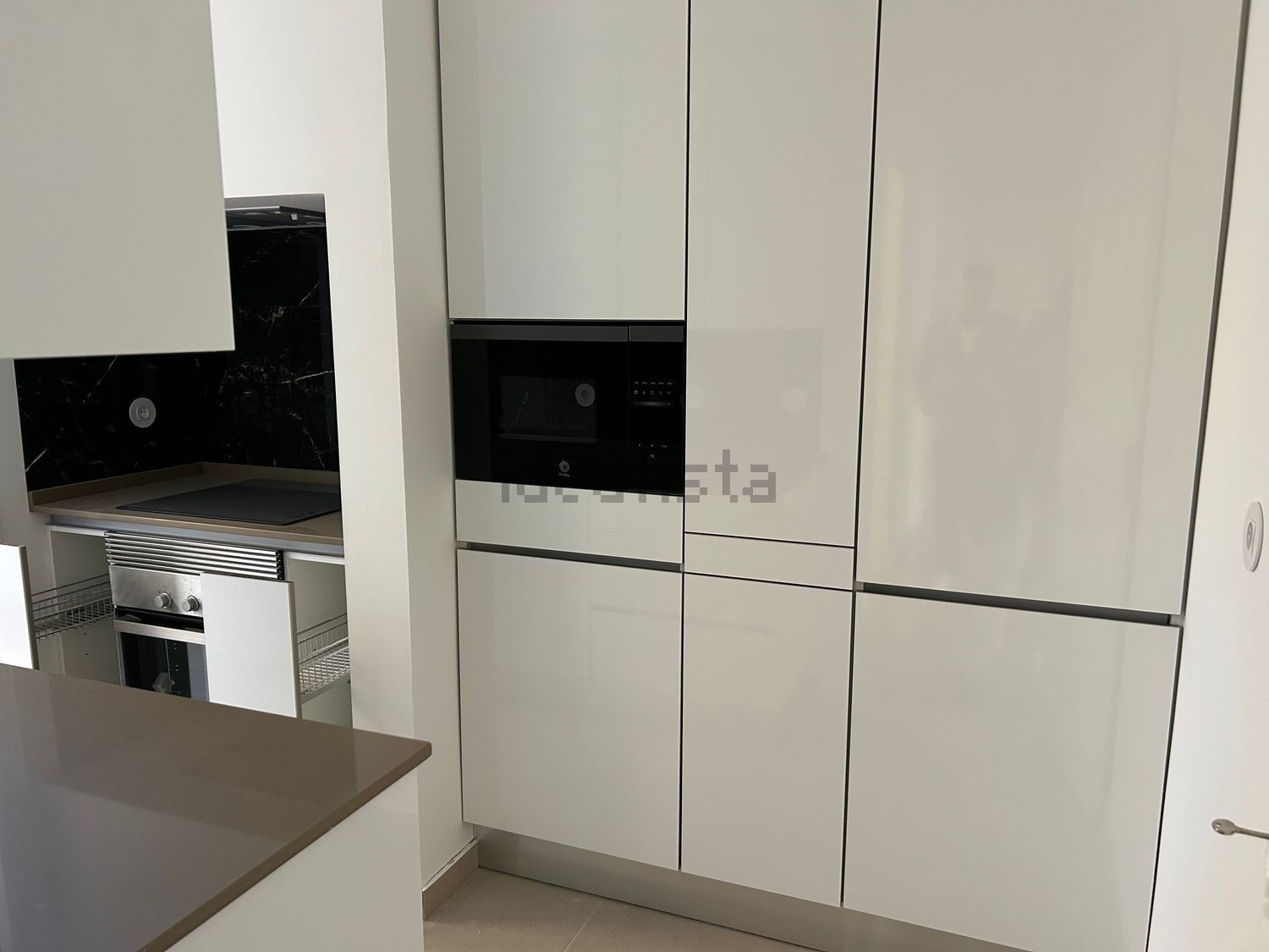 公寓 t3出售在Avenida General Roçadas, 105 - 厨房