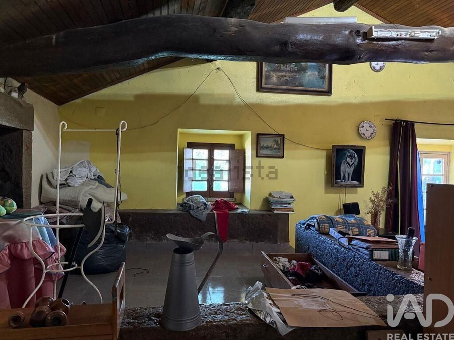 小楼房或别墅出售在São Bartolomeu dos Galegos e Moledo - 客厅