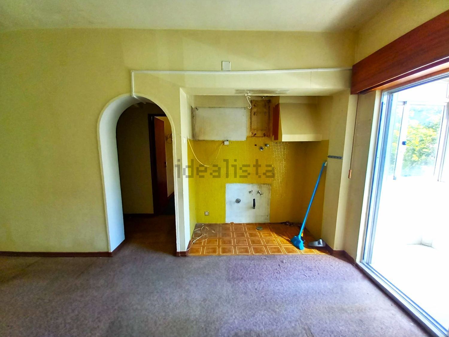 公寓 t1出售在Monte Abraão - 过道