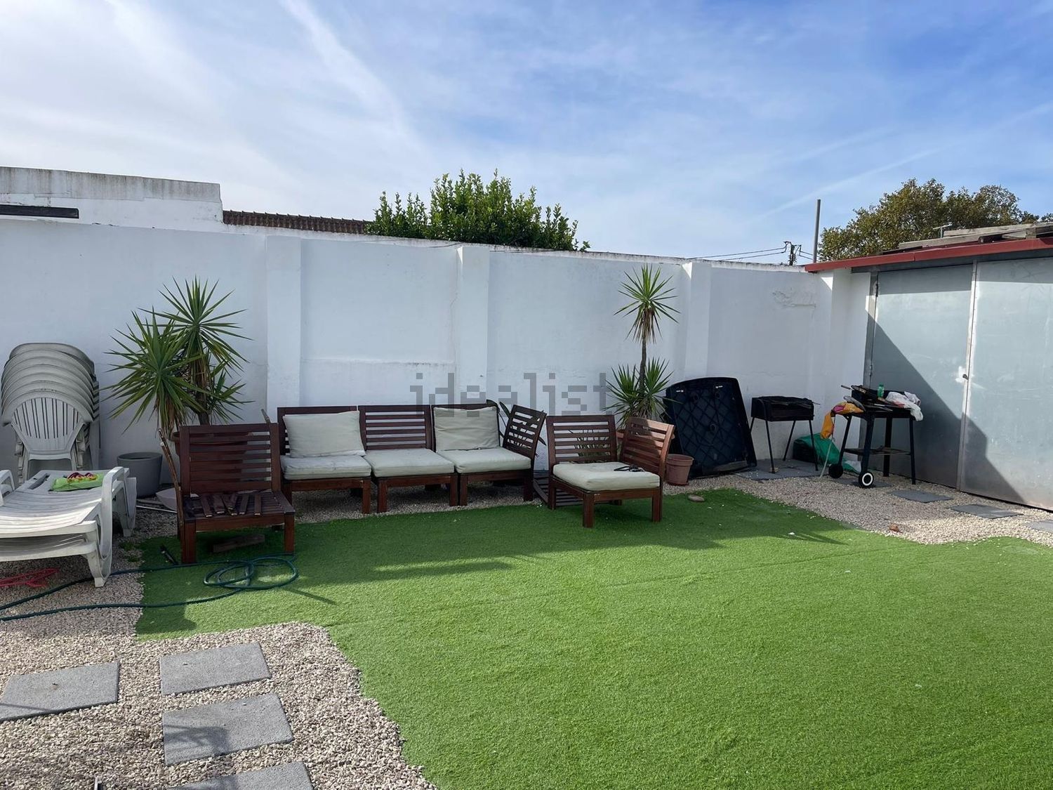 小楼房或独栋别墅出售在Estrada Municipal - 外立面