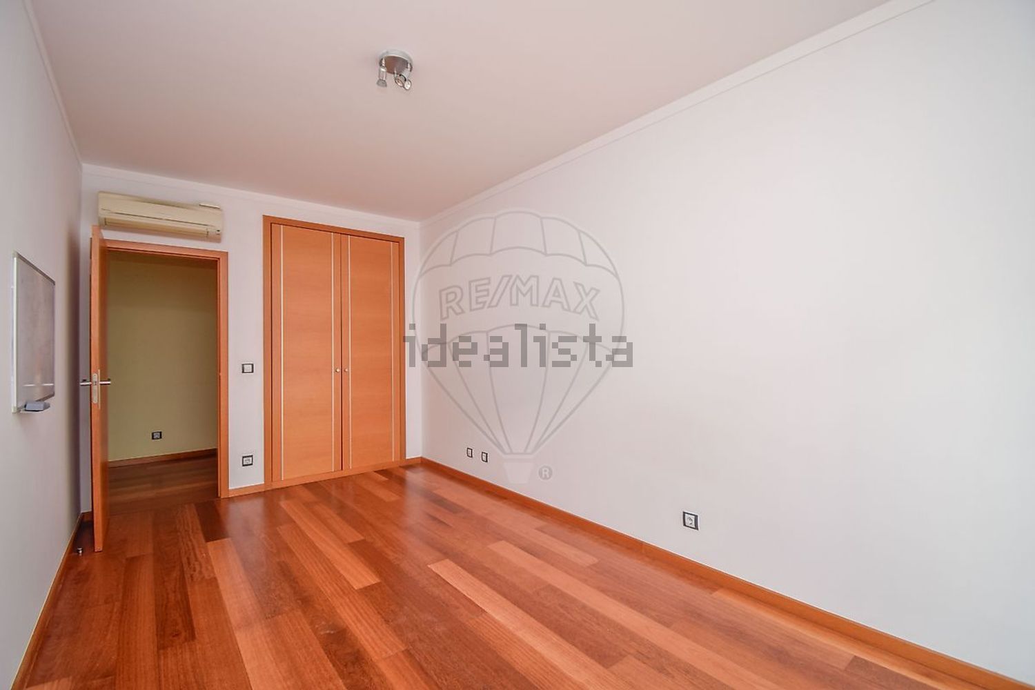 出租公寓 t3在Rua 1º de Maio - 居住