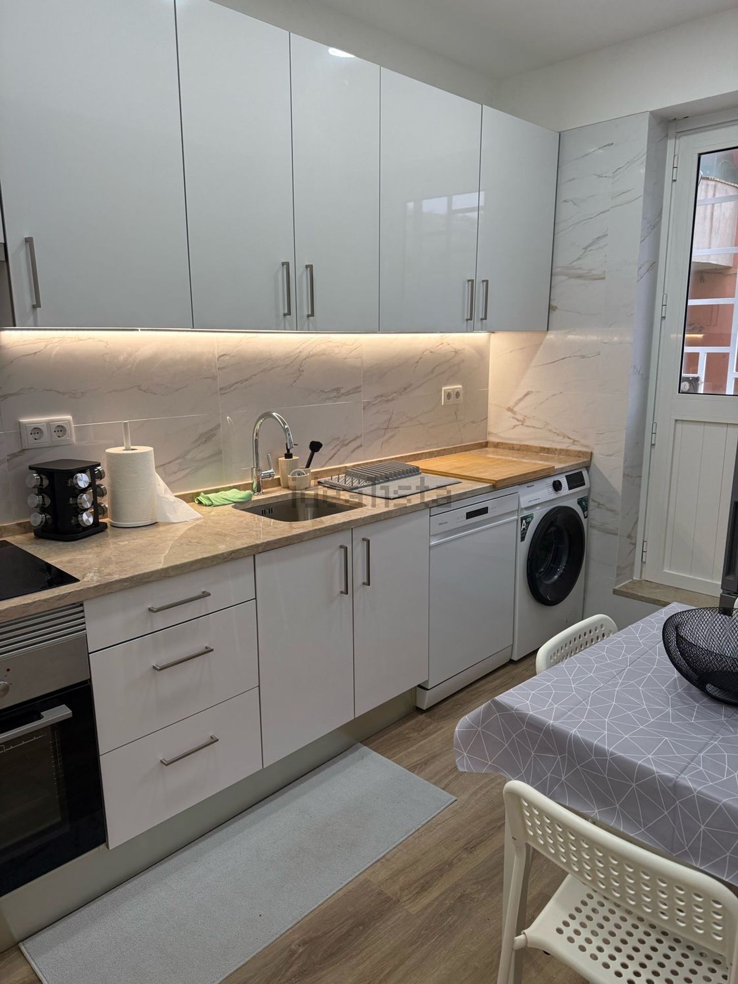 出租房间在Avenida Lourenço Marques, 11 - 厨房