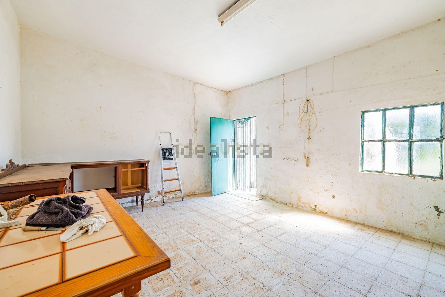 小楼房或独栋别墅出售在Rua General Humberto Delgado, 6 - 照片