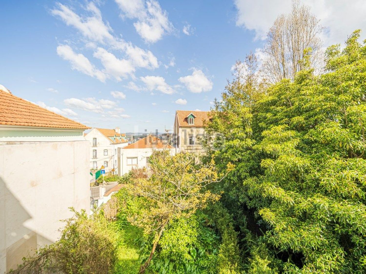 小楼房或独栋别墅出售在Rua Guilherme de Almeida, 9 - 照片