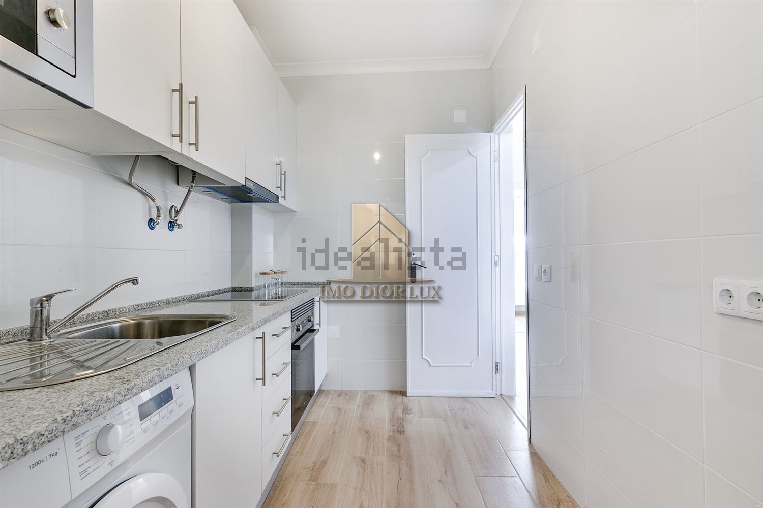 出租公寓 t2在Rua Cidade do Lobito, 4 - 厨房