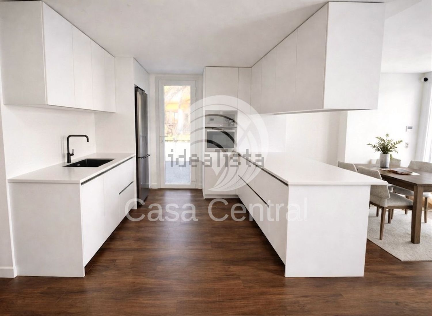 小楼房或独栋别墅出售在Rua Pax Julia, 25 - 厨房