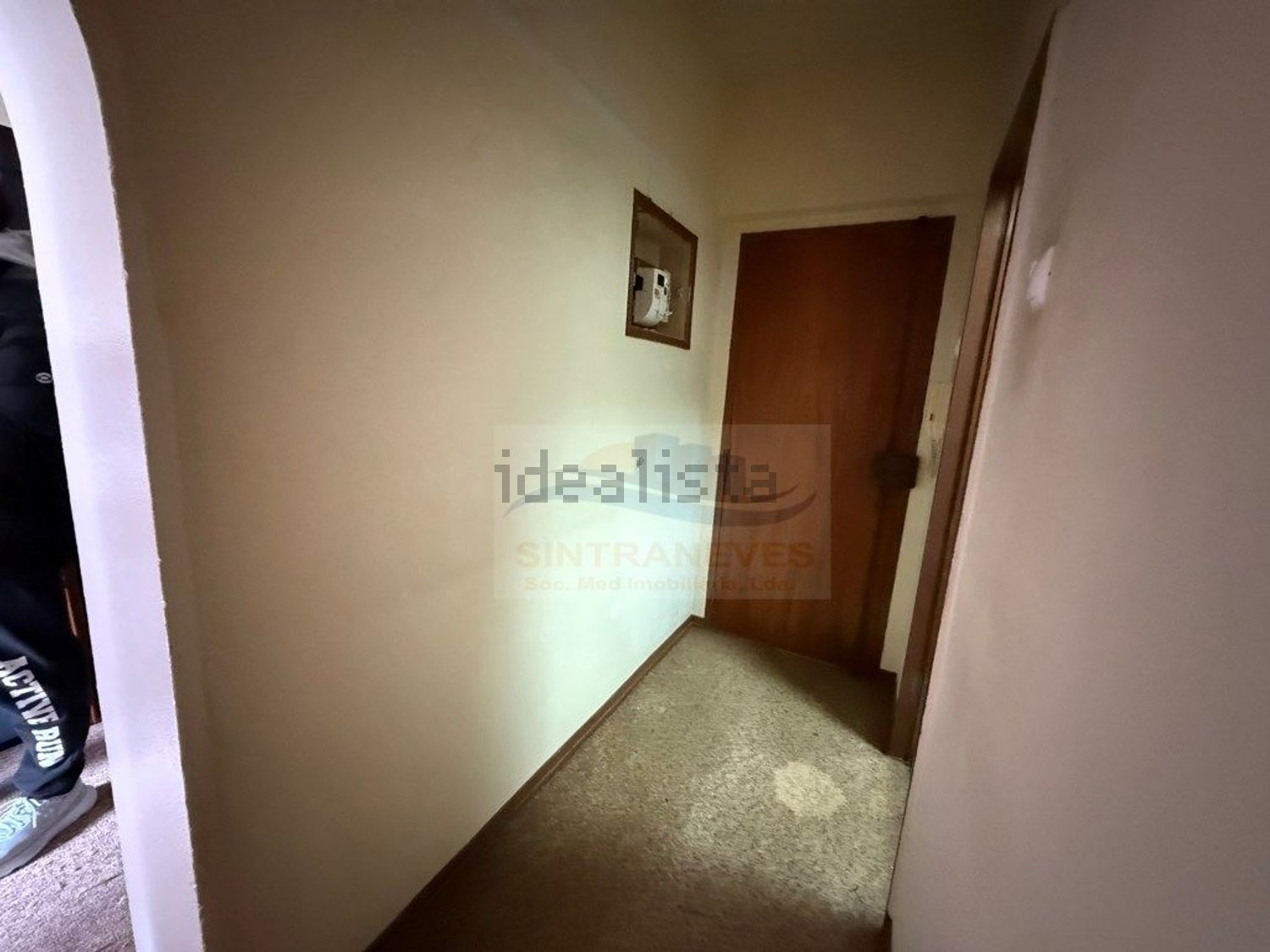 公寓 t1出售在Massamá - 过道