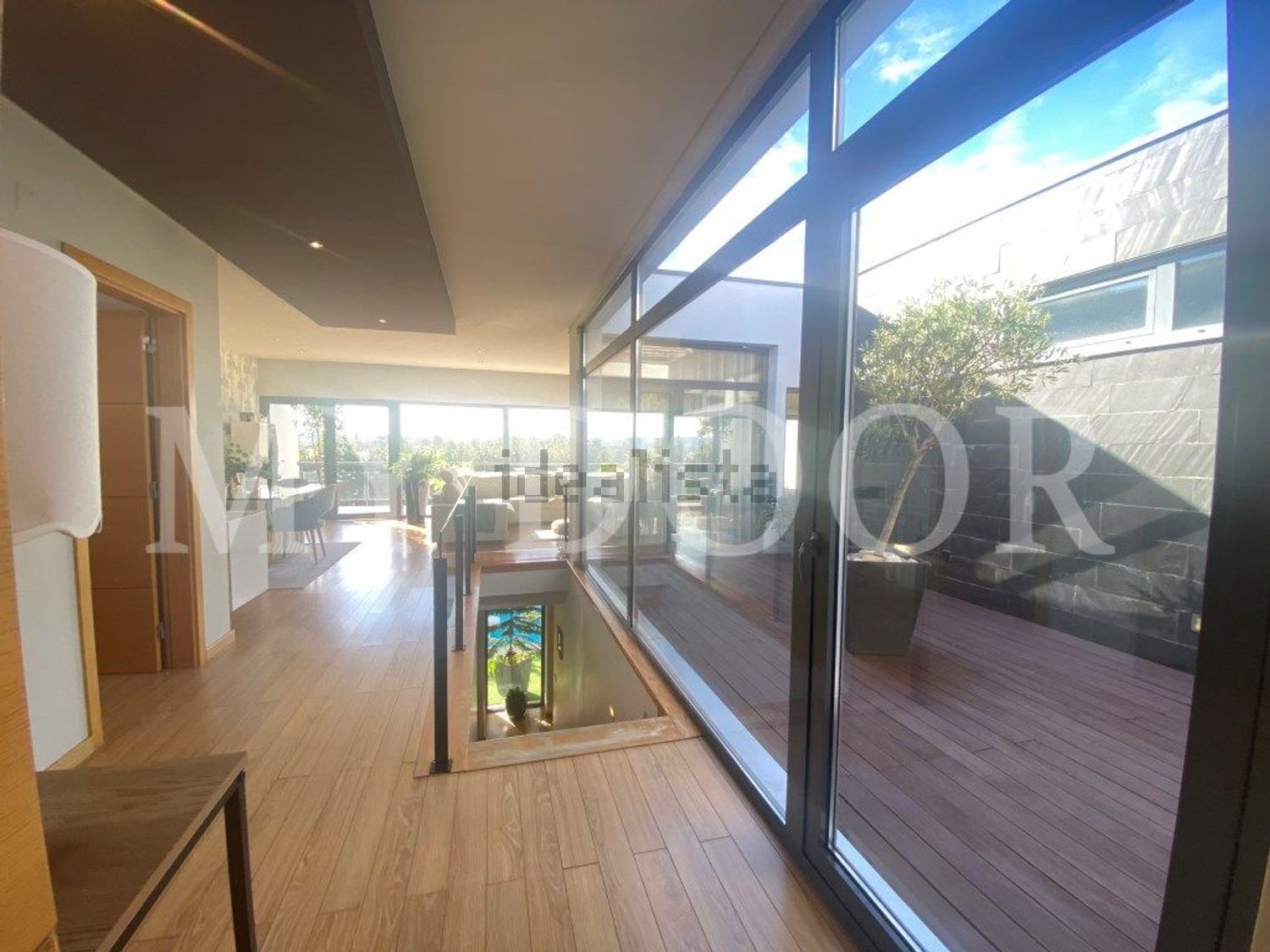 小楼房或独栋别墅出售在Santo Antão e São Julião do Tojal - 阳台