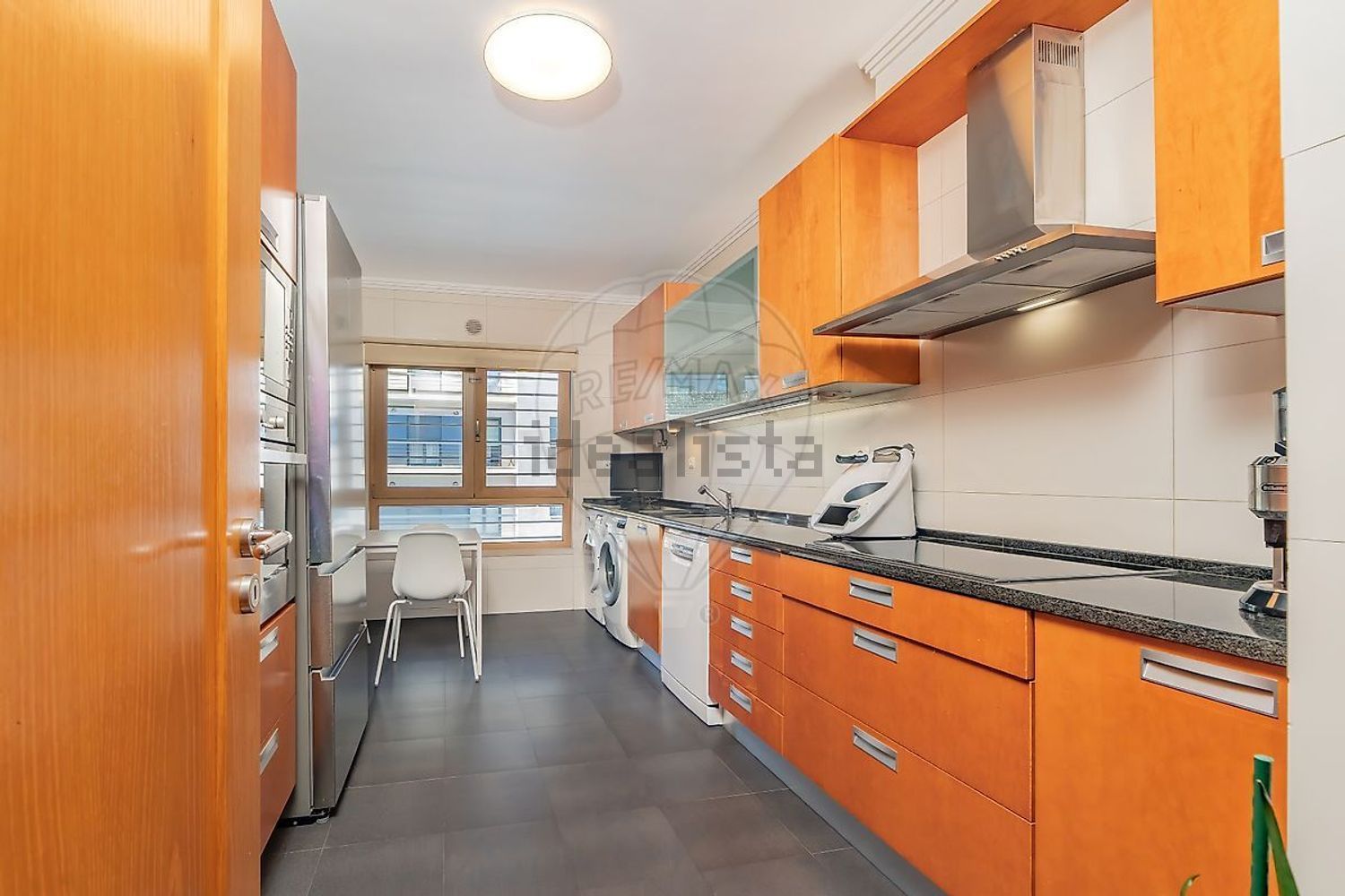 公寓 t4出售在Rua Amália Rodrigues - 厨房