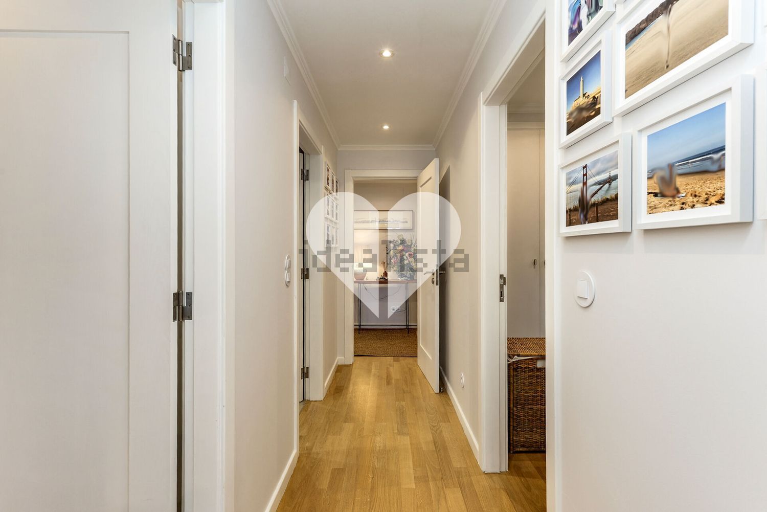 公寓 t3出售在Rua Engenheiro Ferry Borges, 2 - 过道