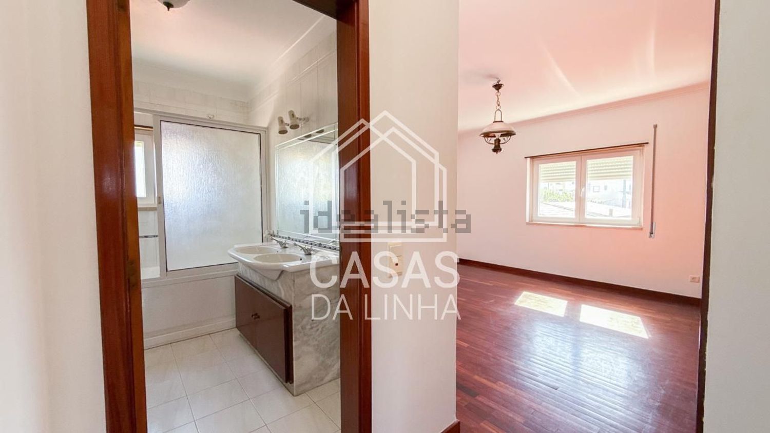 出租小楼房或独栋别墅在Tires - 卧室