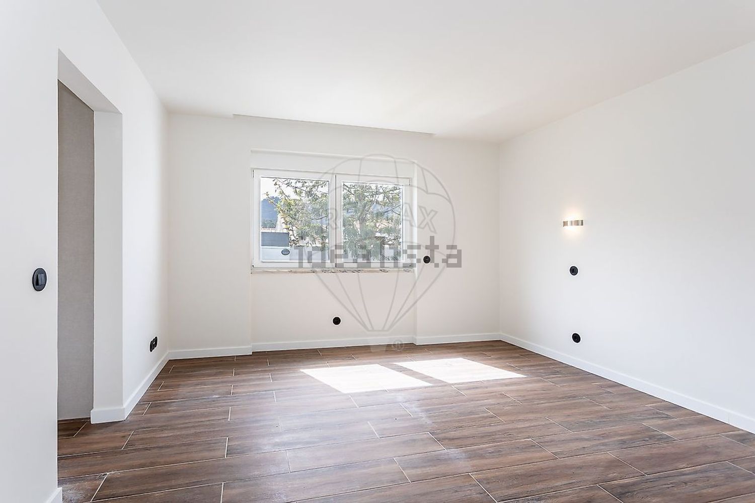 小楼房或独栋别墅出售在Rua Central - 居住