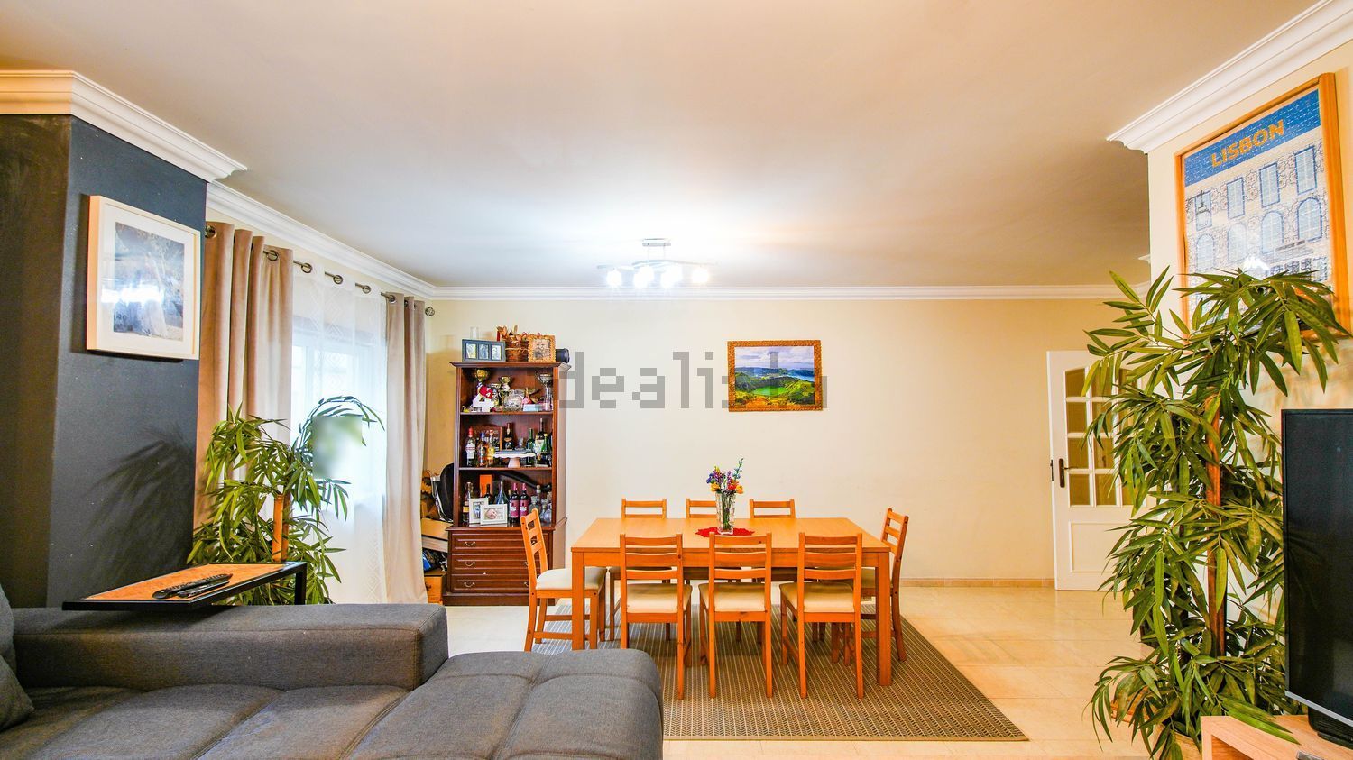 公寓 t3出售在Rua Rafael Bordalo Pinheiro, 18 - 客厅