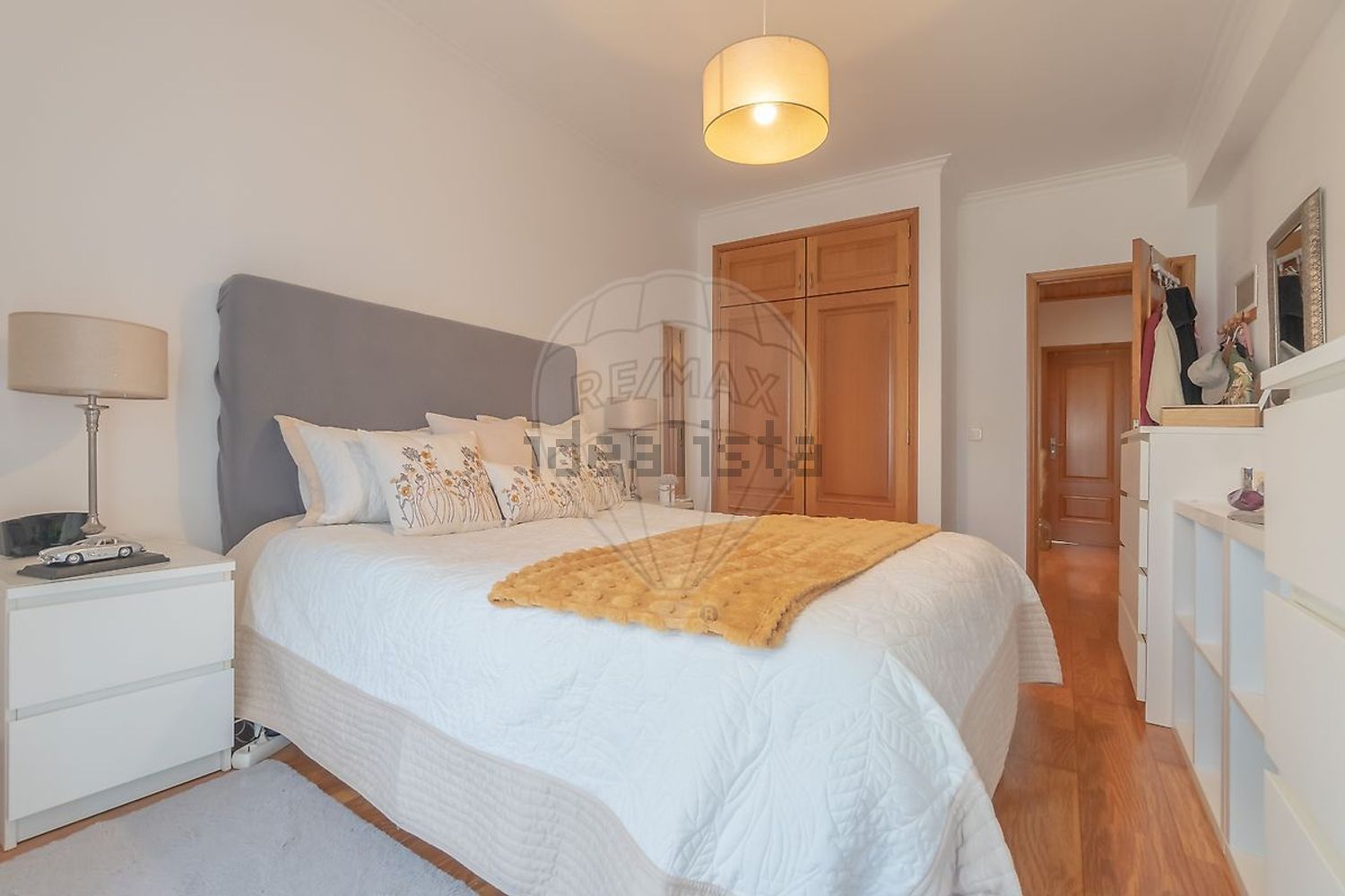 公寓 t2出售在Rua Doutor Afonso Oliveira Guimarães - 卧室