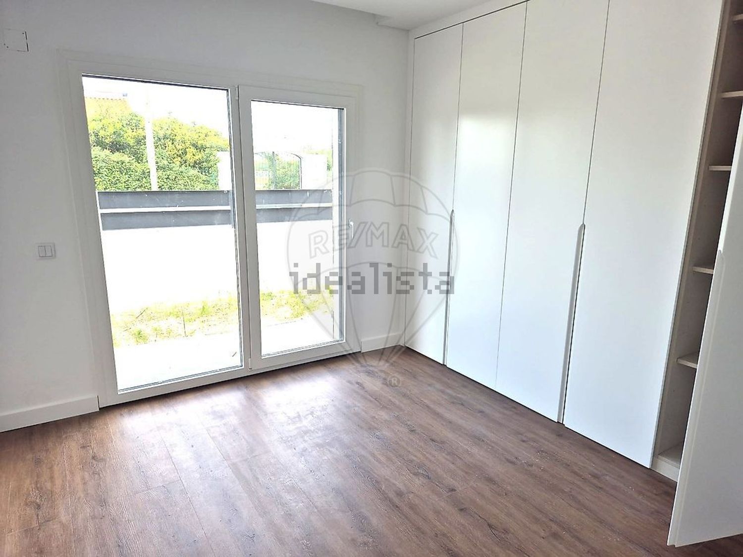 小楼房或独栋别墅出售在Rua 27 - 居住