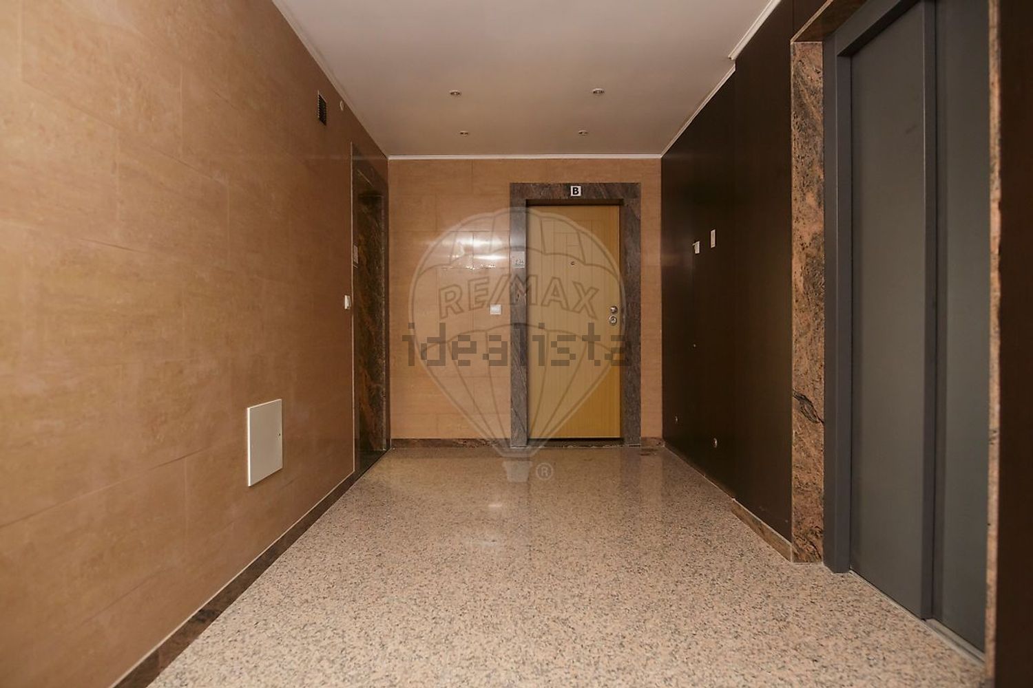 出租公寓 t3在Estrada de Paço de Arcos - 过道