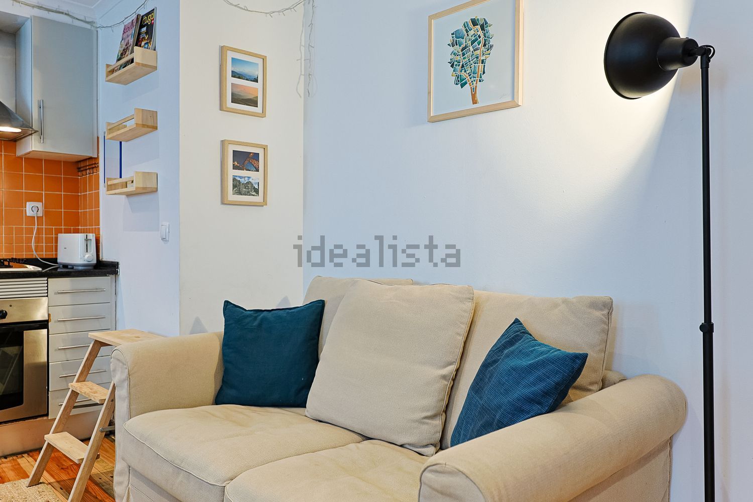 出租公寓 t2在Rua dos Remédios - 客厅