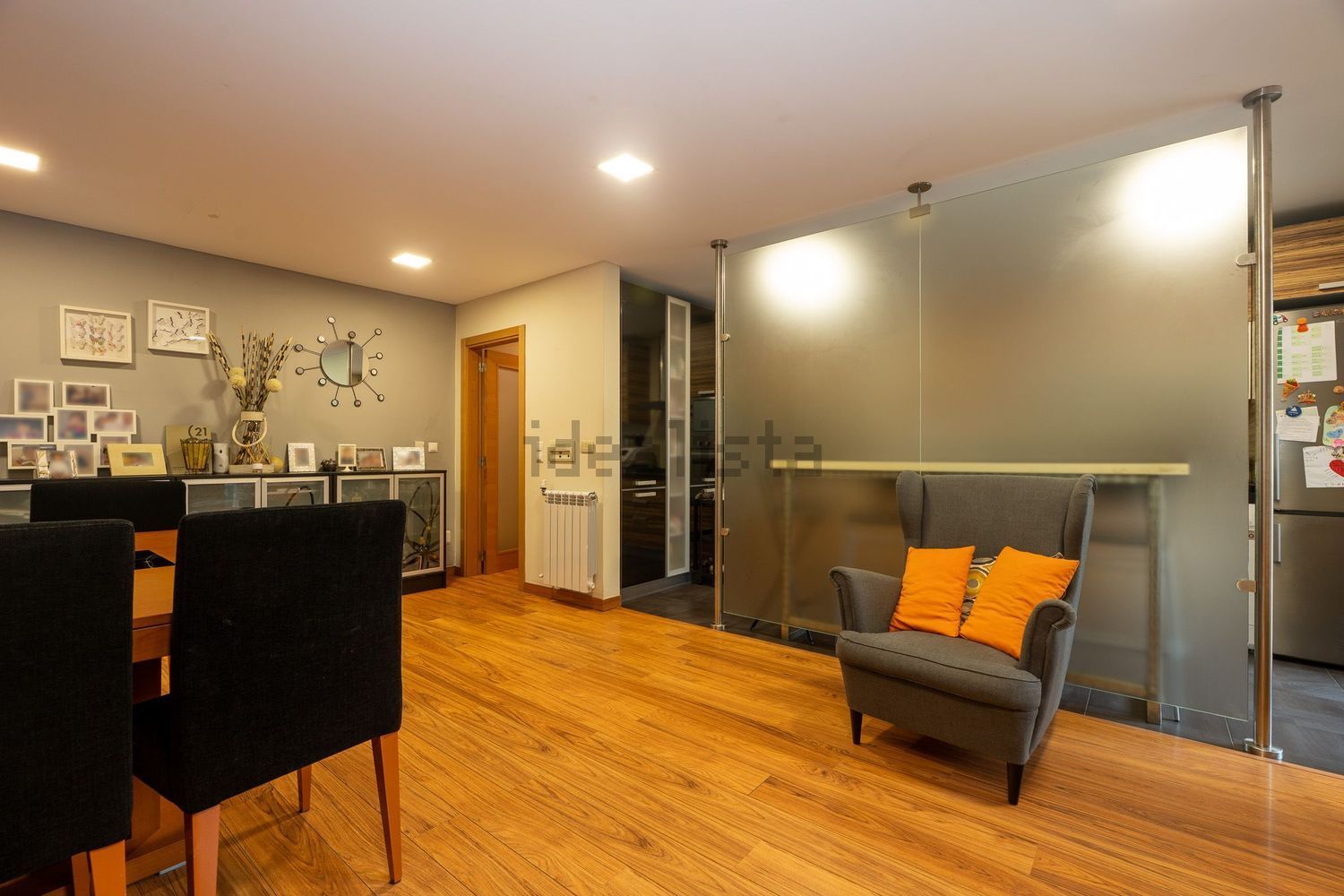 公寓 t2出售在Rua Fernando Farinha, 8 - 客厅