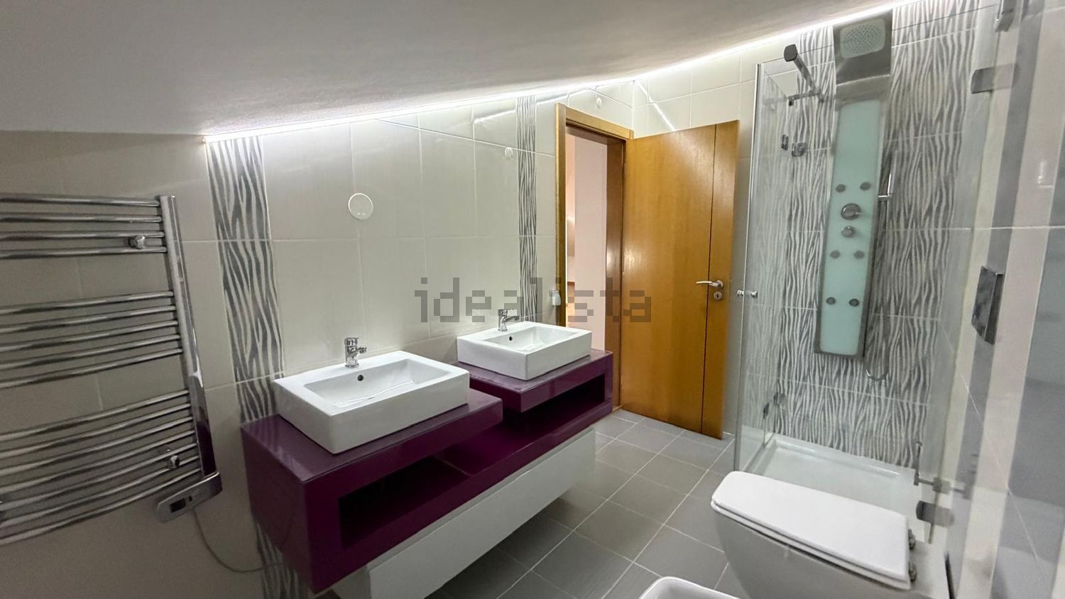 出租复式公寓在Rua Pompilio Silvestre, 15 - 卫生间