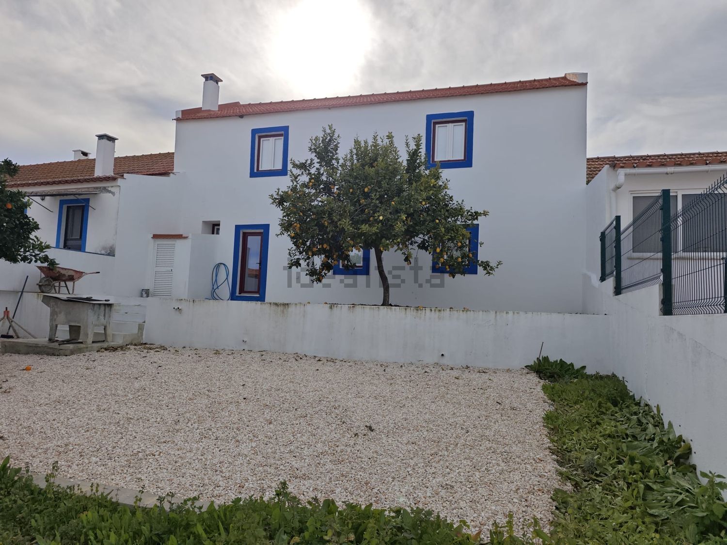 小楼房或独栋别墅出售在Largo da Aldeia, 22 - 外立面