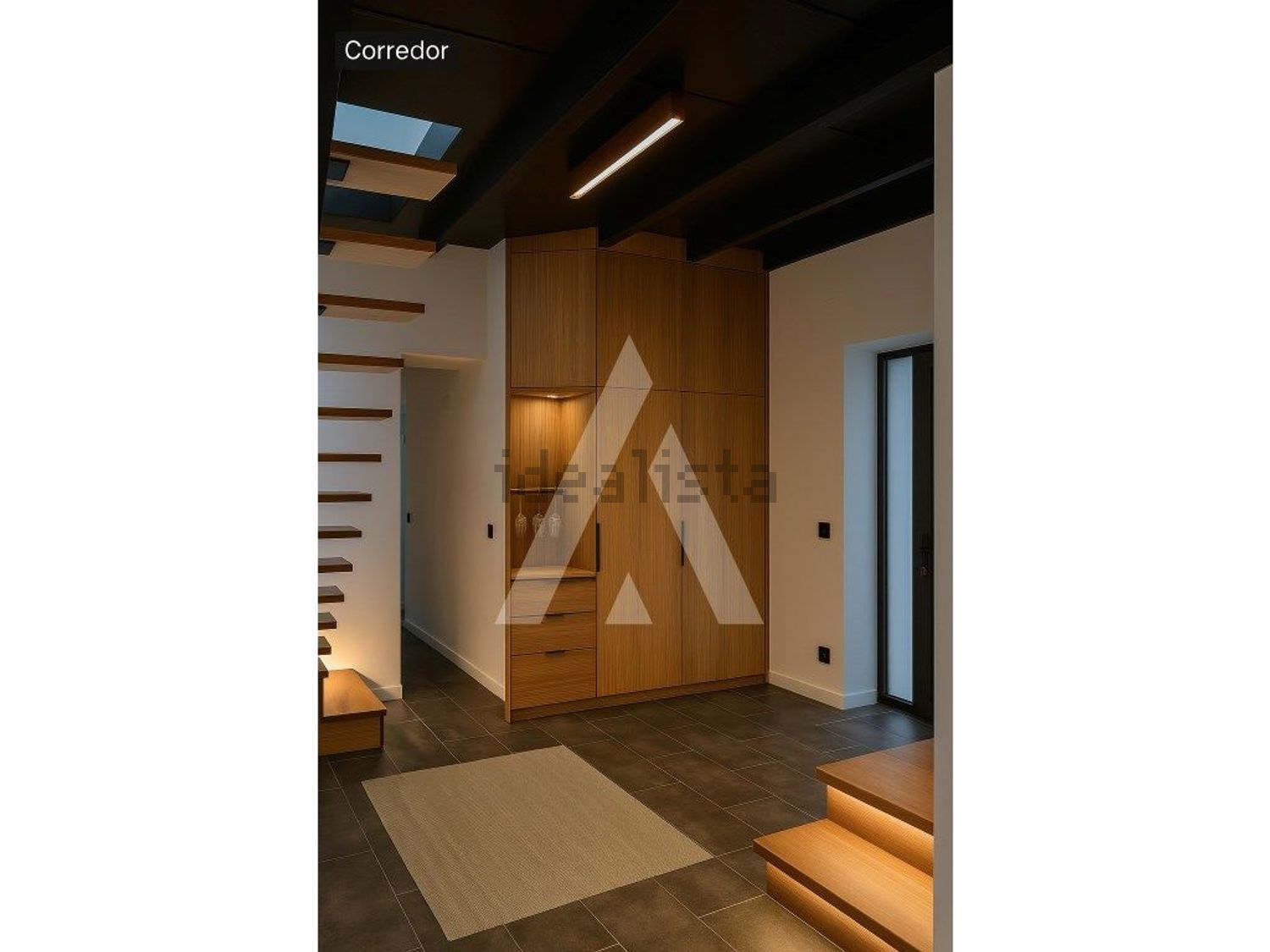 小楼房或独栋别墅出售N116 - 前厅