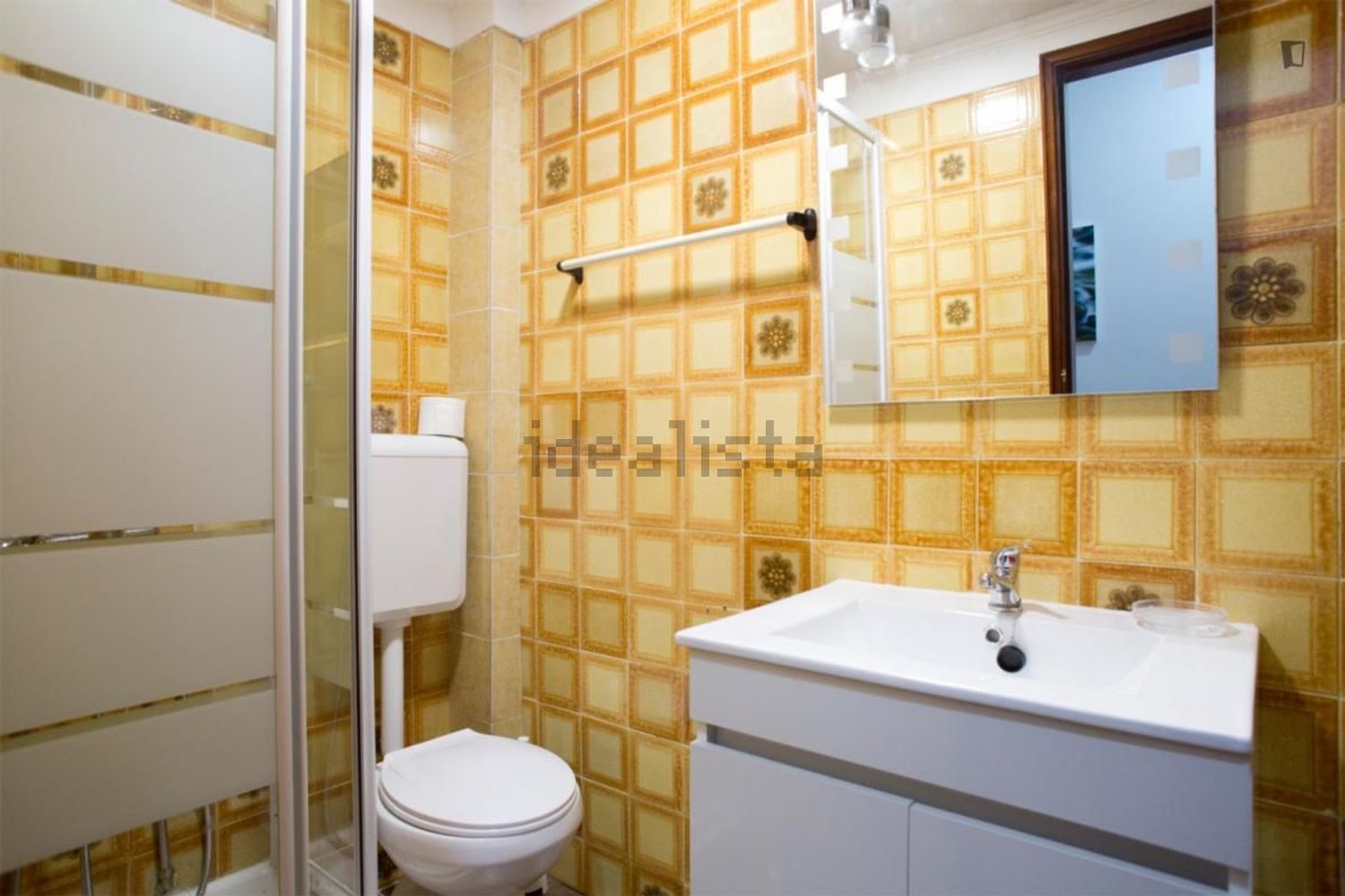 出租房间在Praceta Poder Local - 卫生间