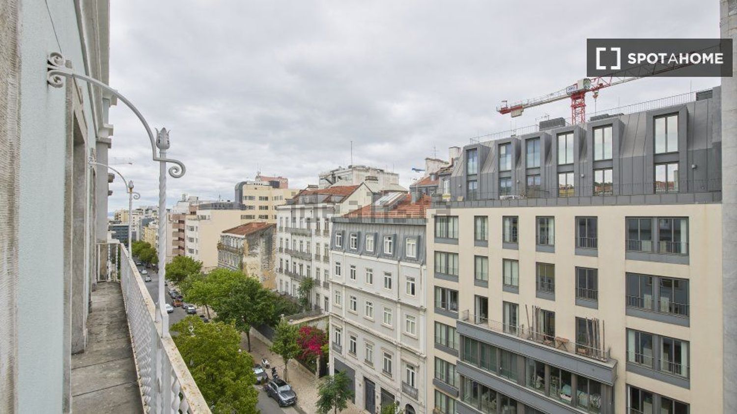 出租房间在Rua Alexandre Herculano - 视线