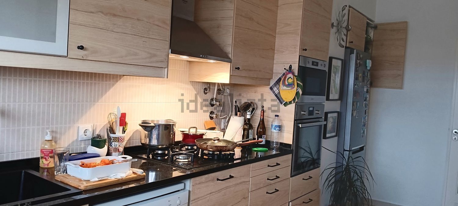 公寓 t3出售在Rua Doutor António José de Almeida, 9 - 厨房