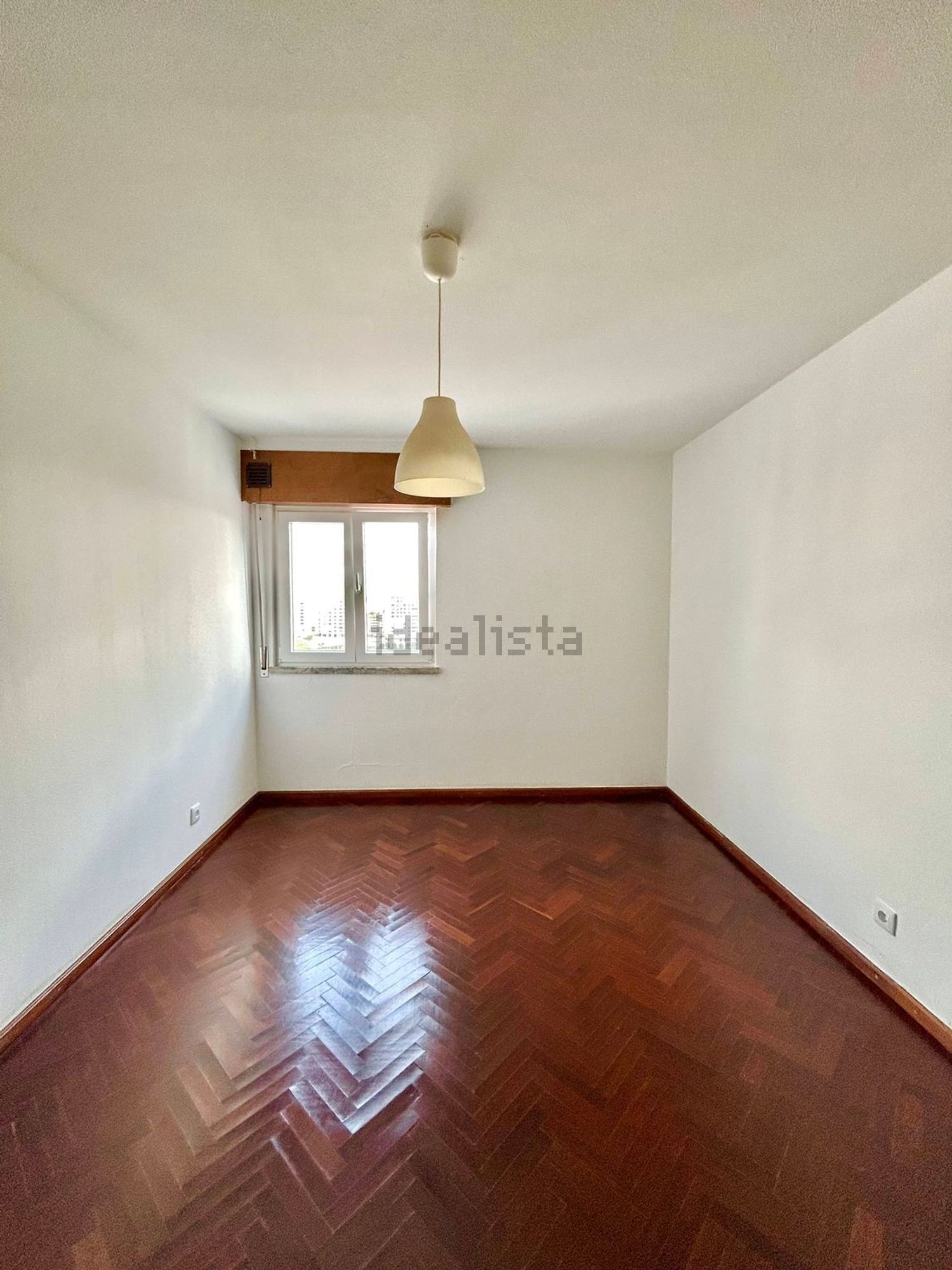 出租公寓 t2在Alameda António Sérgio, 4 - 卧室