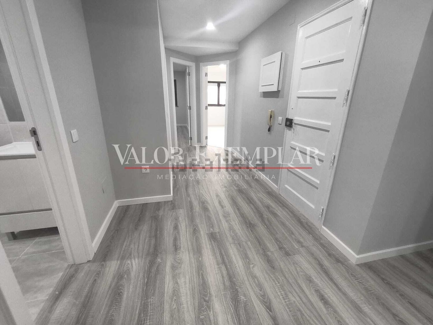 公寓 t3出售在Moita - 过道