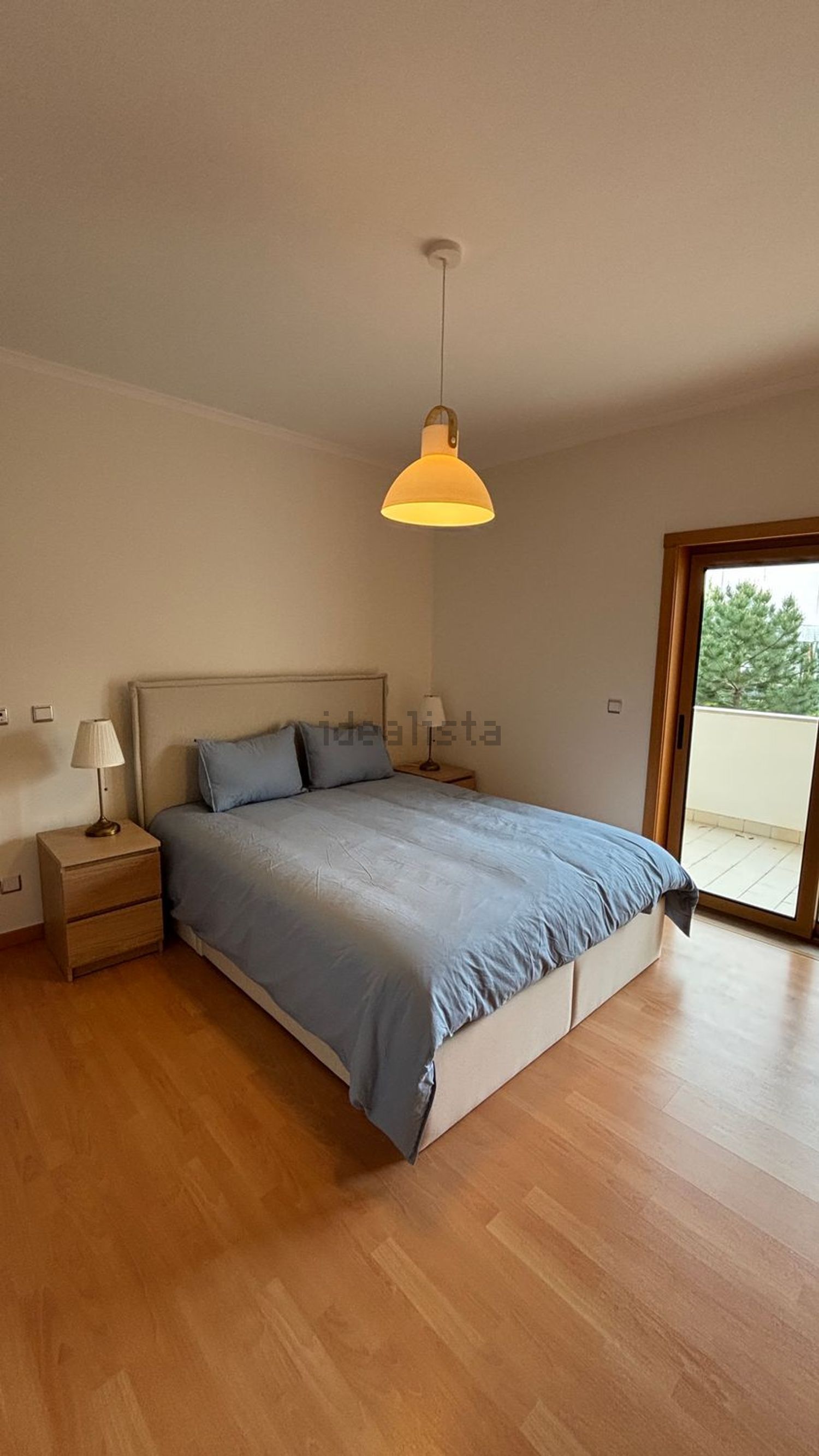 出租房间在Avenida Fernando Valle, 2 - 卧室