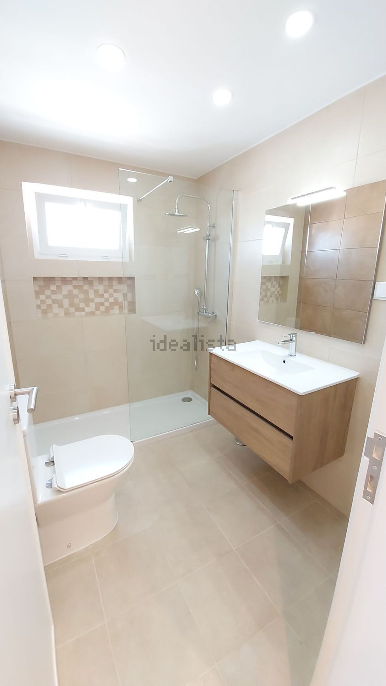 出租公寓 t2在Rua Gil Vicente, 33 - 卫生间