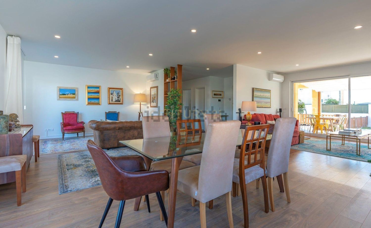 小楼房或独栋别墅出售在Avenida Engenheiro Arantes e Oliveira, 4 - 客厅