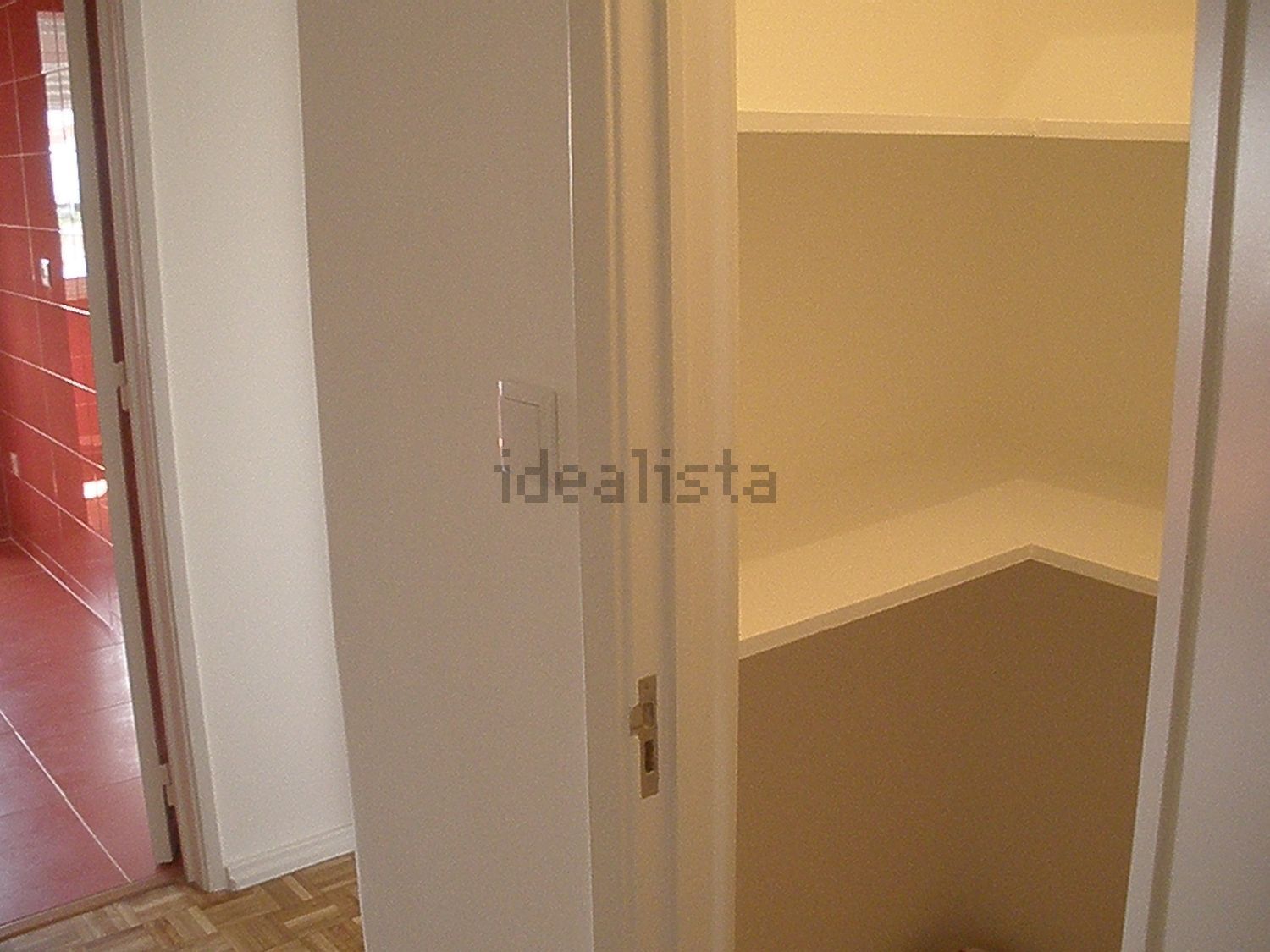 出租公寓 t2在Rua do Vale Formoso de Cima, 103 - 地下室