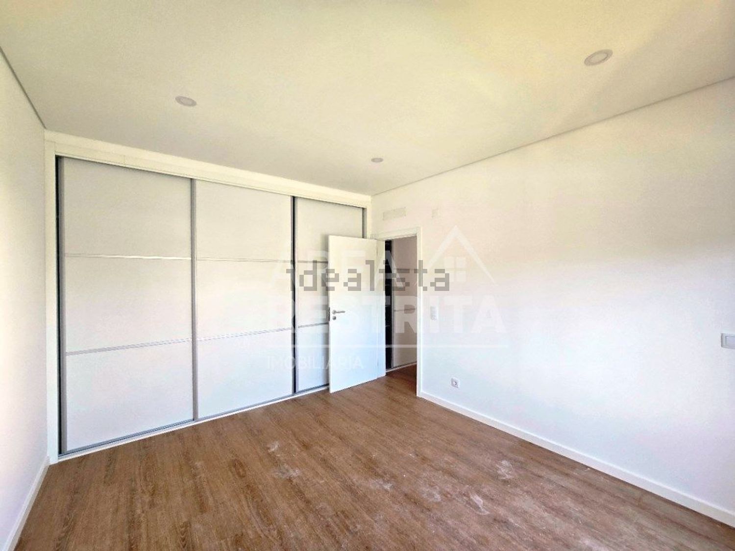 小楼房或独栋别墅出售在Rua dos Vitoriosos - 卧室