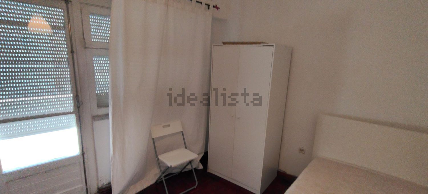 出租房间在Rua Padre António Vieira, 7 - 卧室