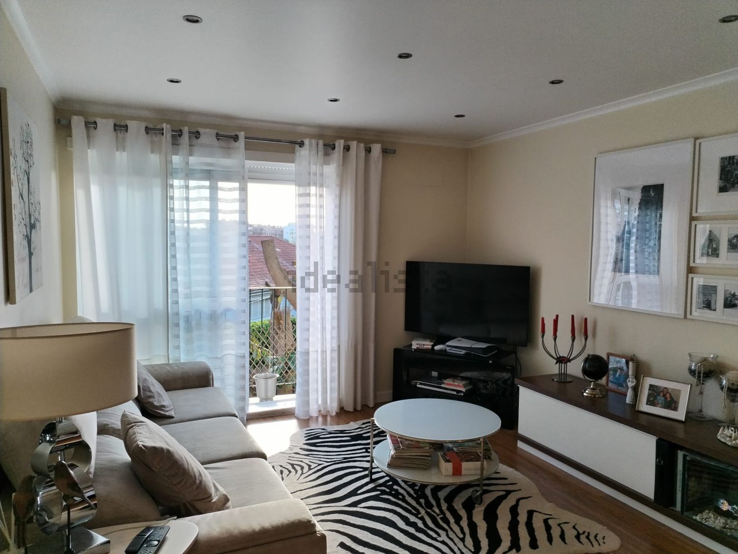 公寓 t3出售在Rua Alferes Barrilaro Ruas, 38 - 客厅