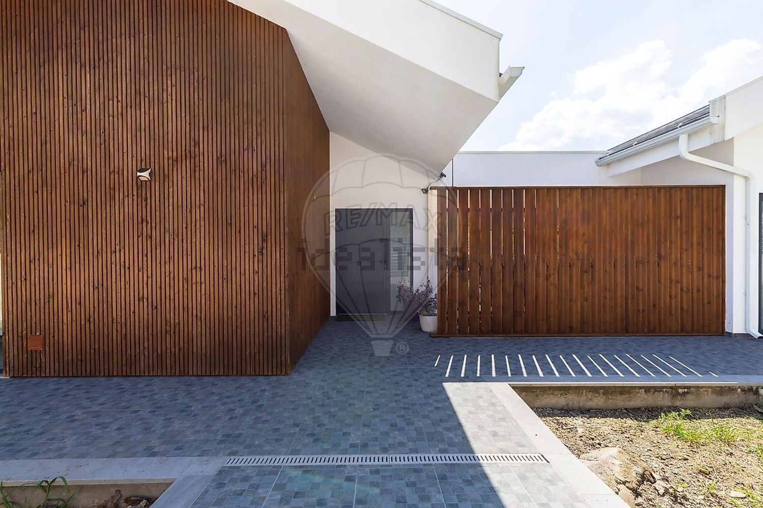 小楼房或独栋别墅出售在Praceta Da Lapa - 阳台