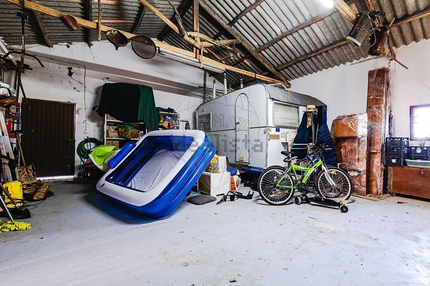 小楼房或独栋别墅出售在Rua do Rio Velho - 照片