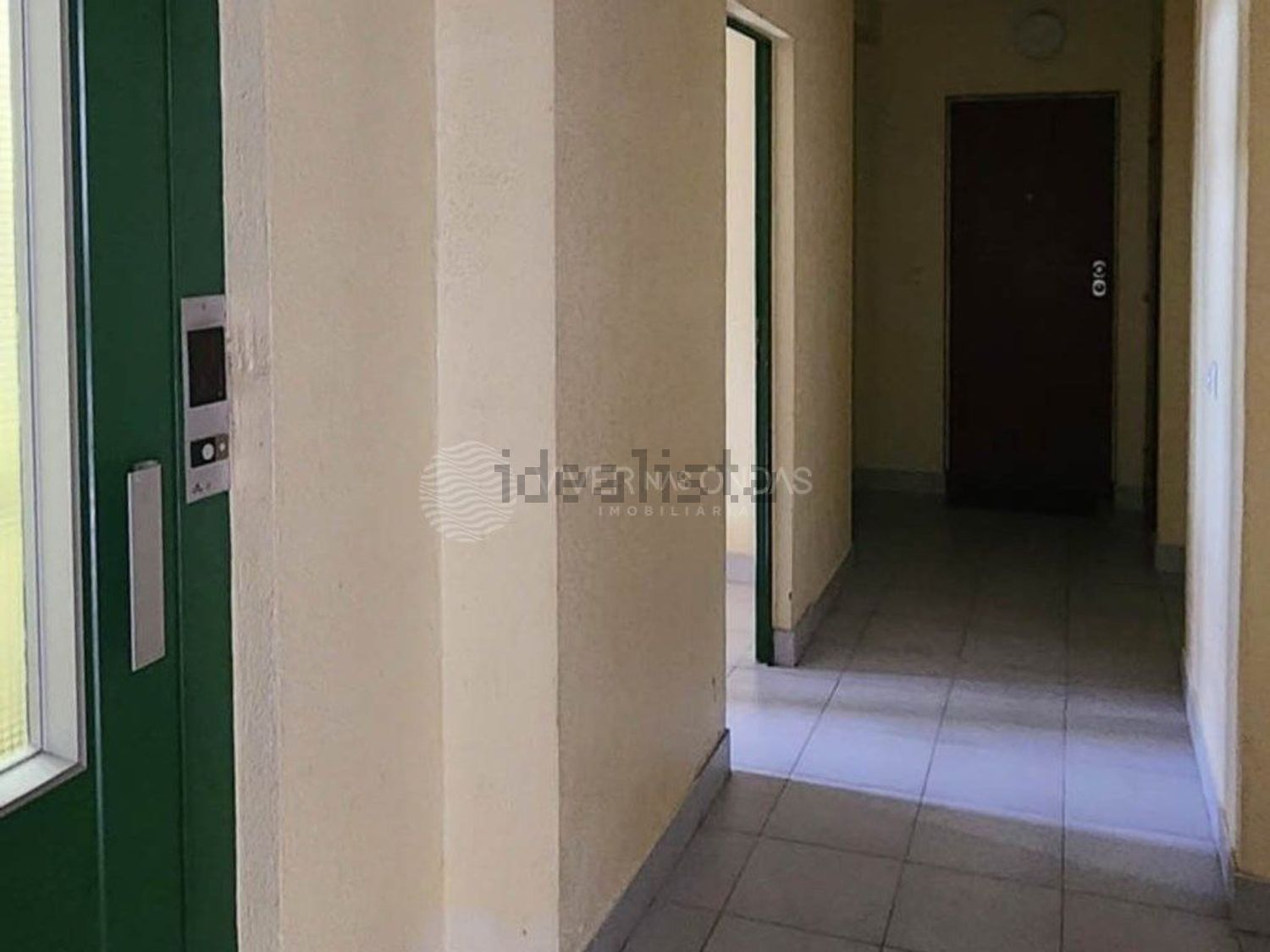 公寓 t4出售在Rua de Dentro, 8 a - 过道