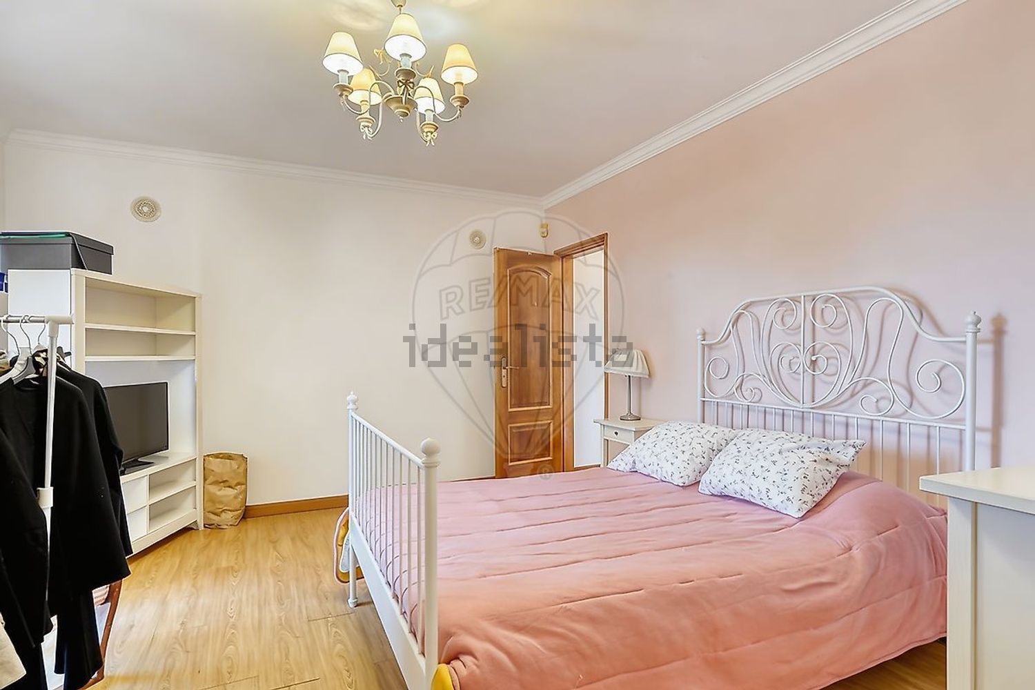 小楼房或独栋别墅出售在São João das Lampas e Terrugem - 卧室