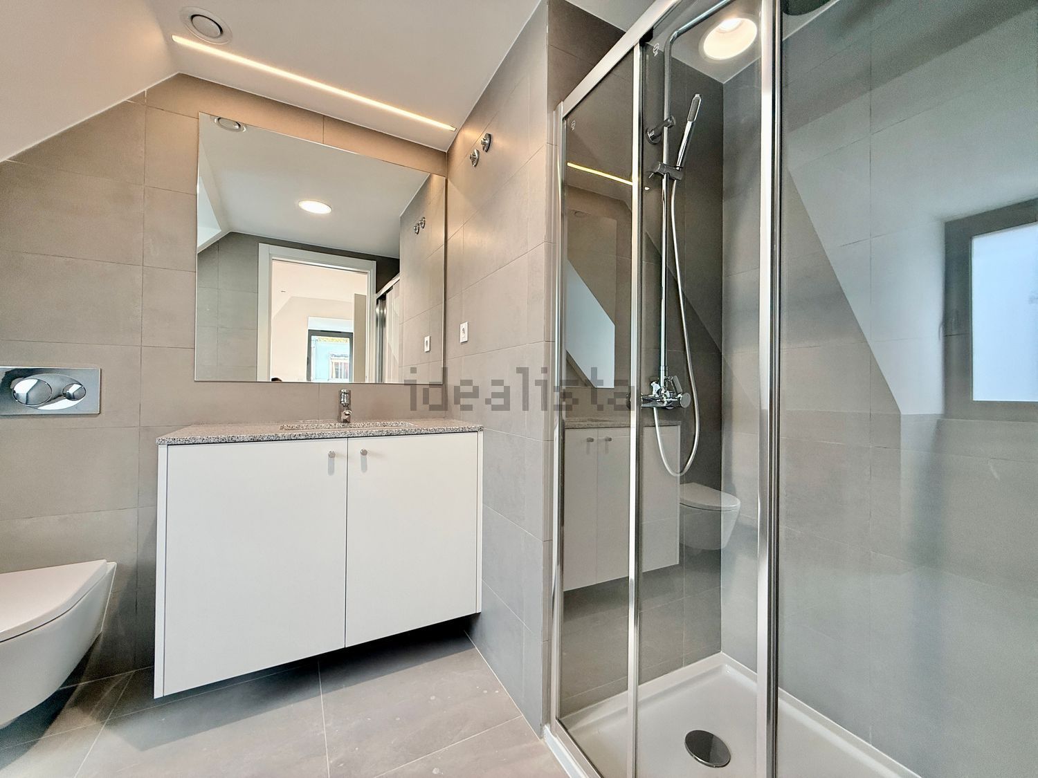 出租公寓 t1在Rua Artur Ferreira da Silva - 卫生间