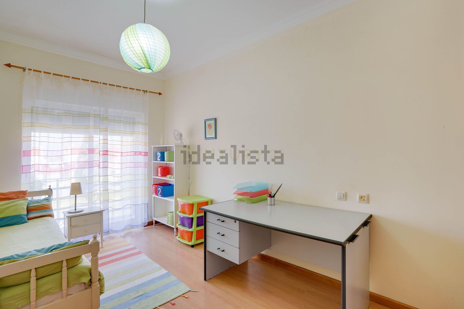 公寓 t3出售在Rua das Forças Armadas - 卧室