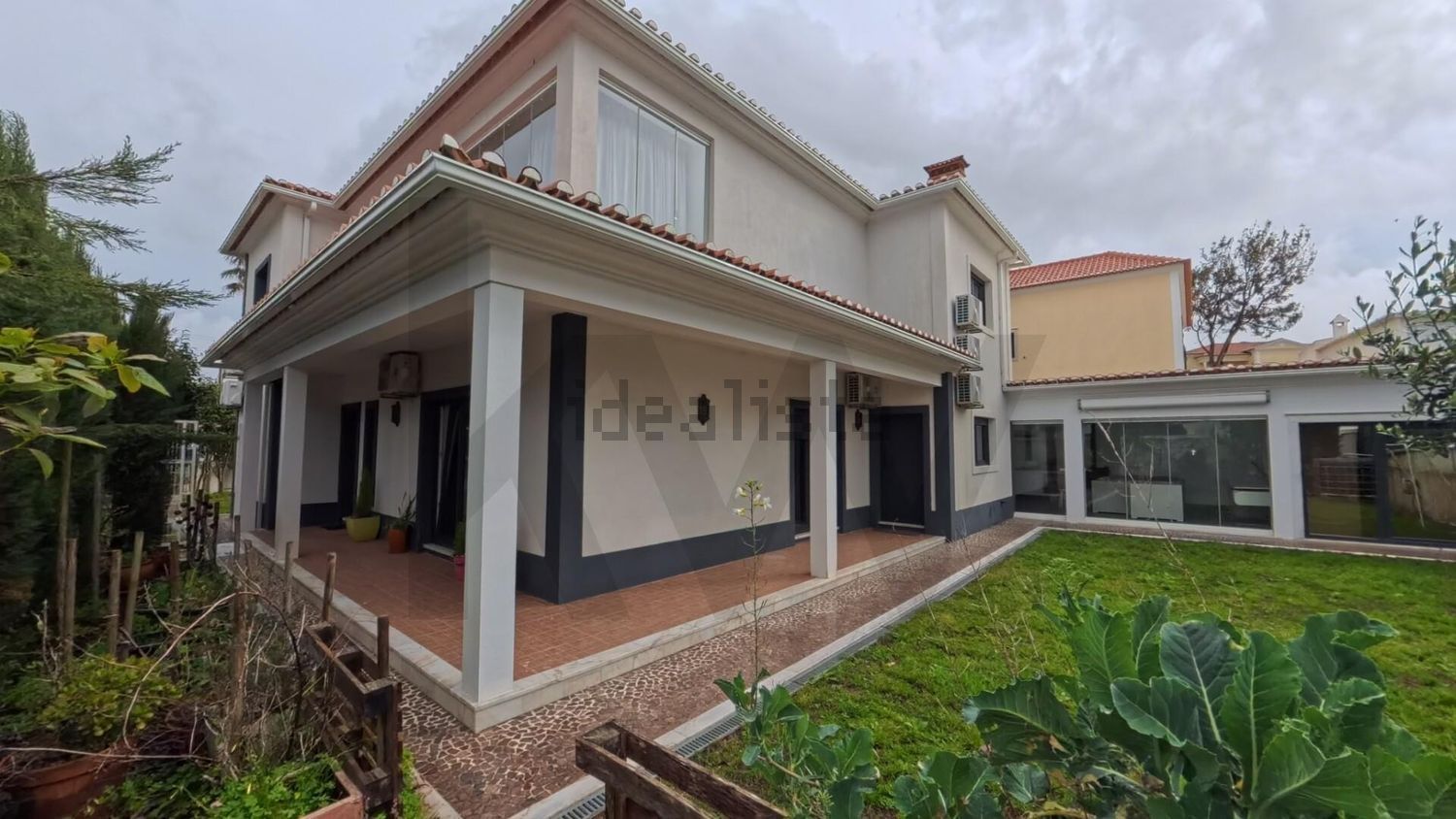 出租小楼房或别墅在Paz - Salgados - 外立面